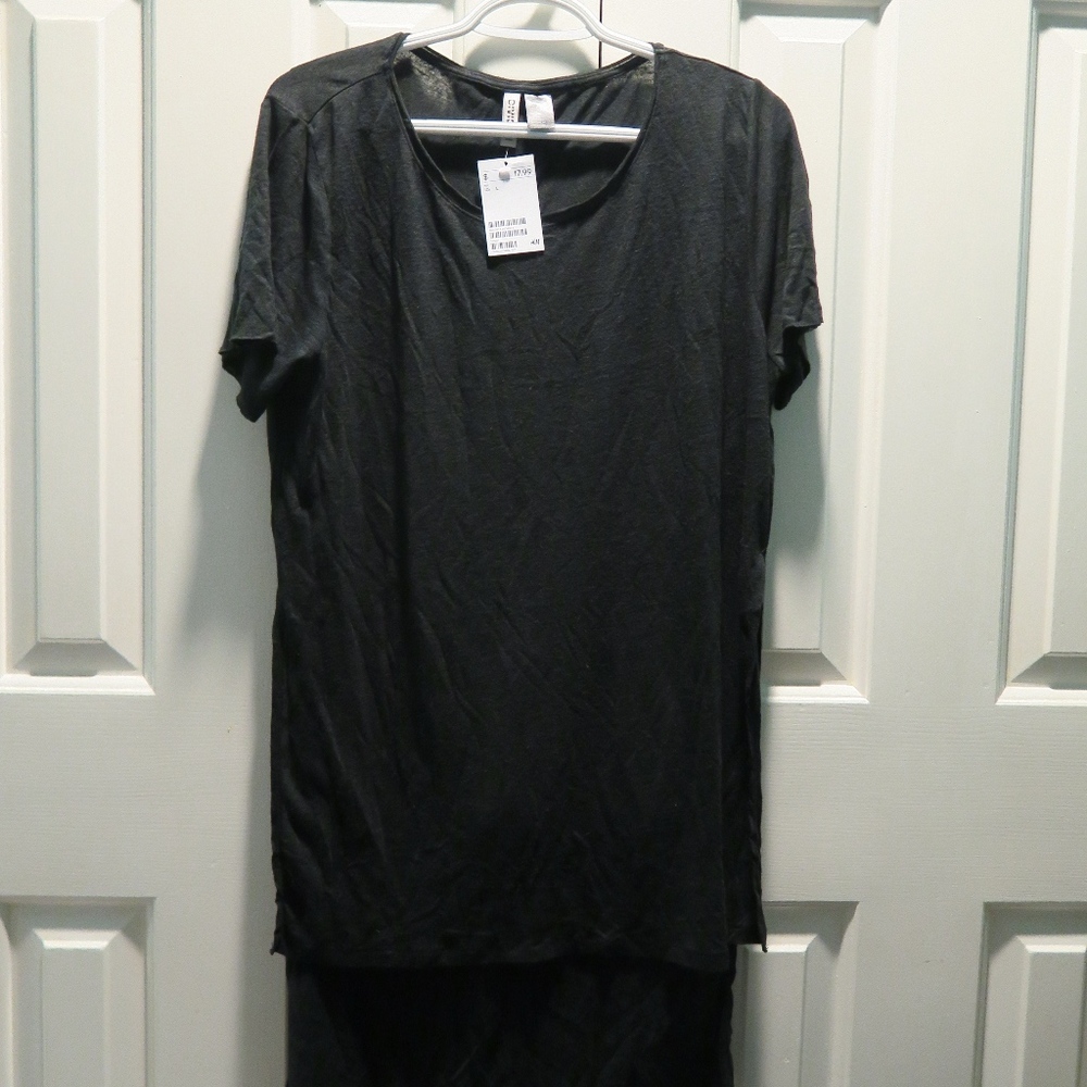 HM long black top